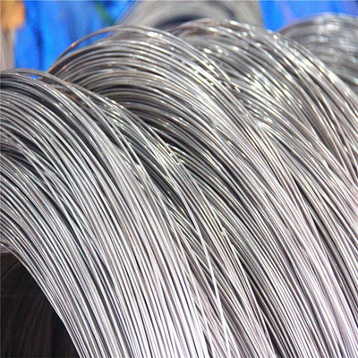 304 / 304L AISI スタンダード ステンレス スチール ワイヤ コイル 1mm 1.2mm 厚さ